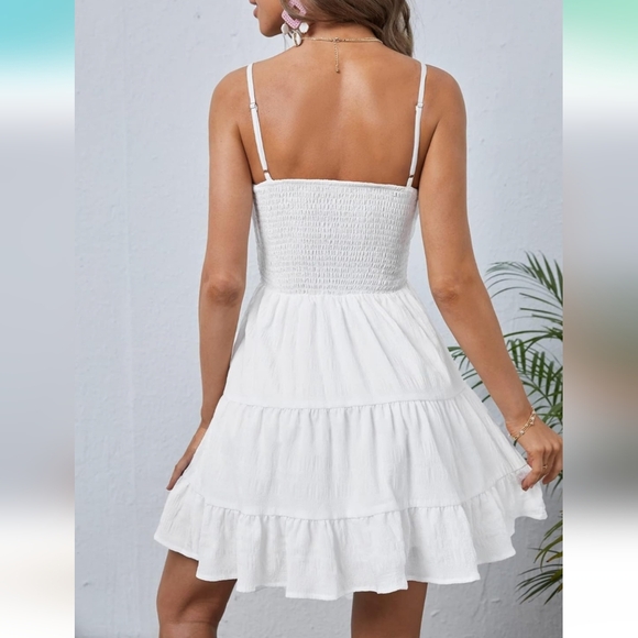 NWOT White Textured,  Ruffle Hem, High Waist Cami Dress. Women's Size Small. - Picture 2 of 7